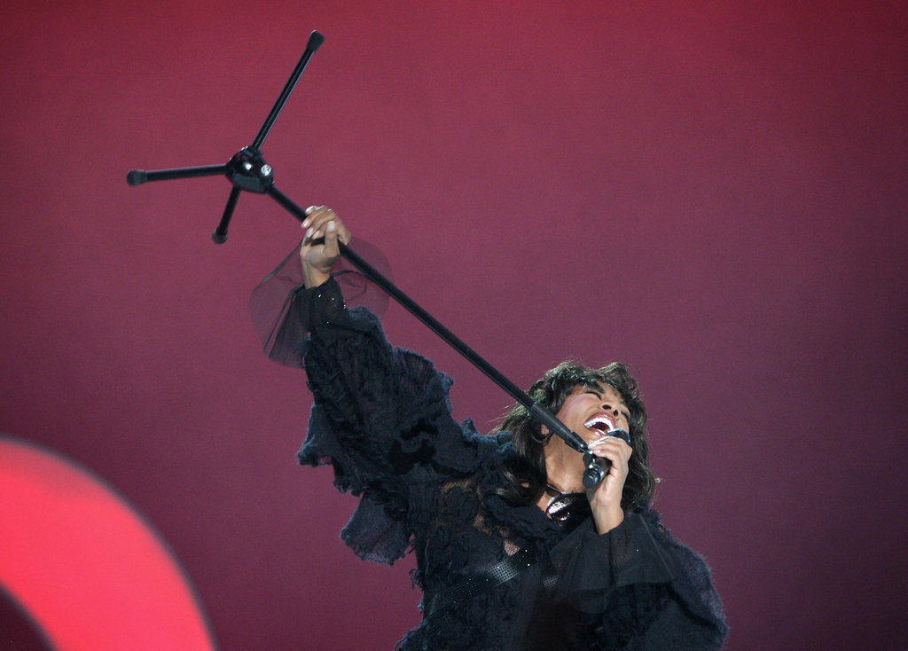 Donna Summer performs at the Nobel Peace Prize Concert at Oslo Spektrum on December 11, 2009 in Oslo, Norway.
