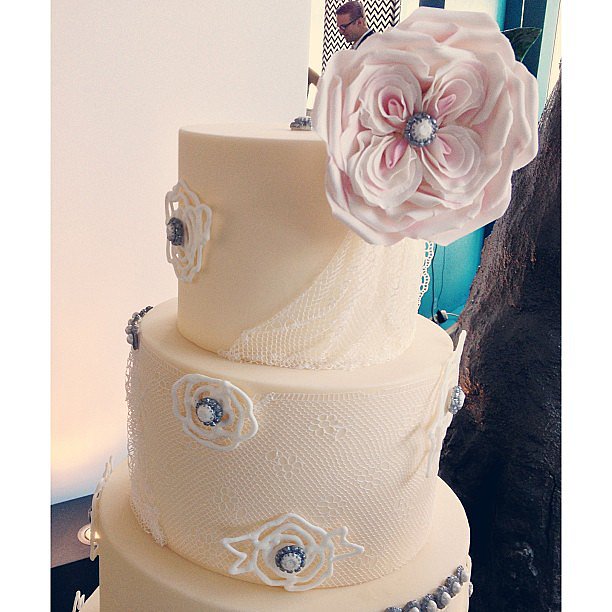 Loving the lace detail on the Beyond Buttercream cake at Unveiled.
