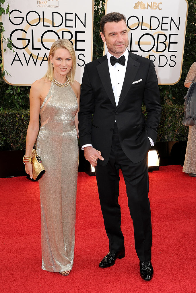 Naomi Watts and Liev Schreiber held hands on the Golden Globes red carpet.
