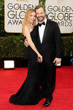 Leslie Mann and Judd Apatow linked up for the Golden Globe Awards red carpet.
