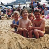 Newlyweds Spot Themselves in Childhood Vacation Photo